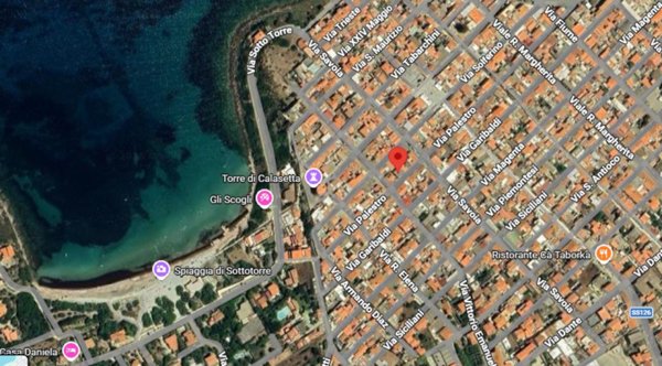 casa indipendente in vendita a Calasetta