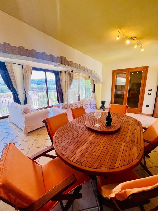 casa indipendente in vendita a Calasetta