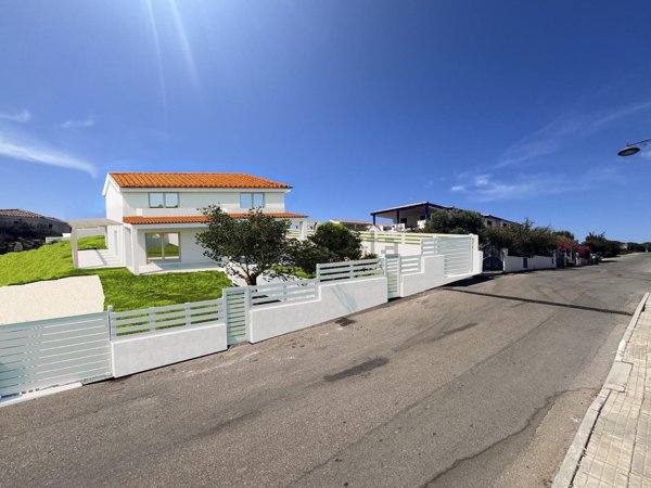 casa indipendente in vendita a Calasetta