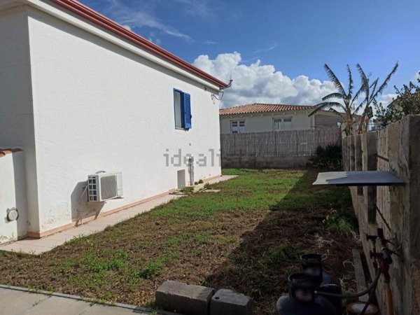 casa indipendente in vendita a Calasetta