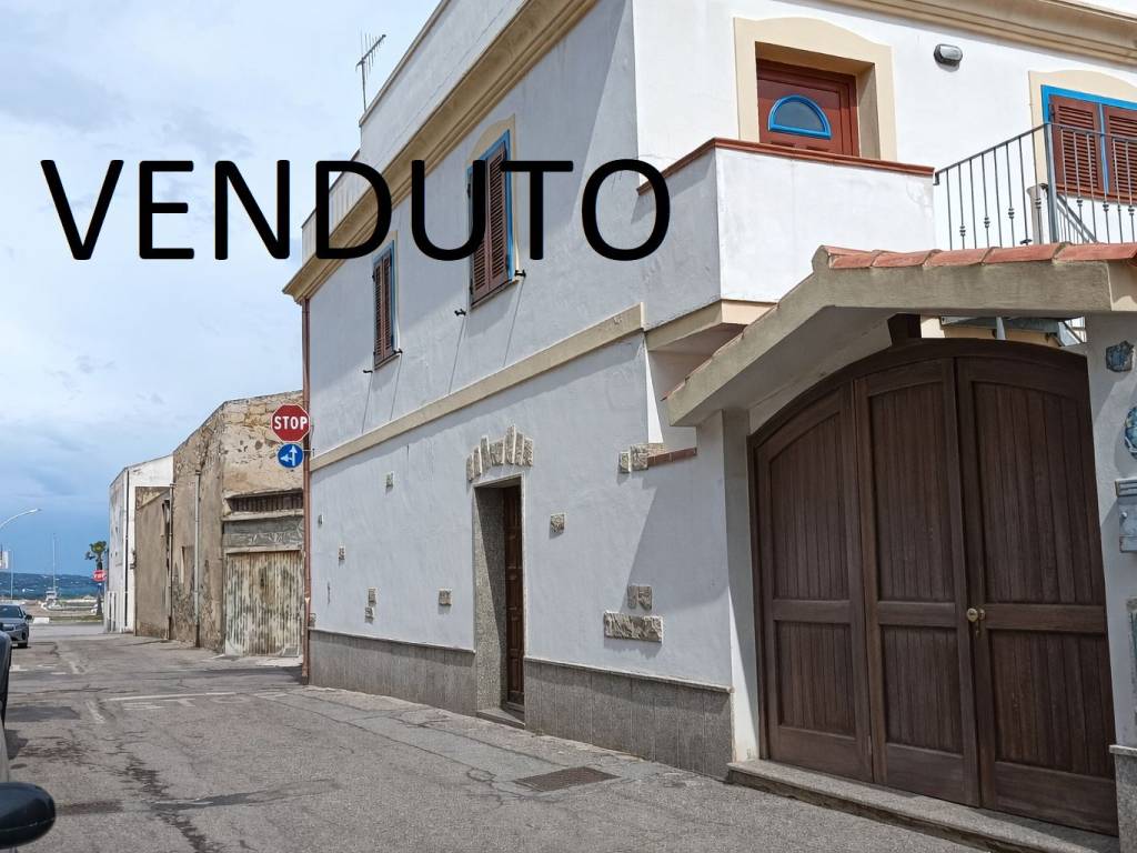appartamento in vendita a Calasetta