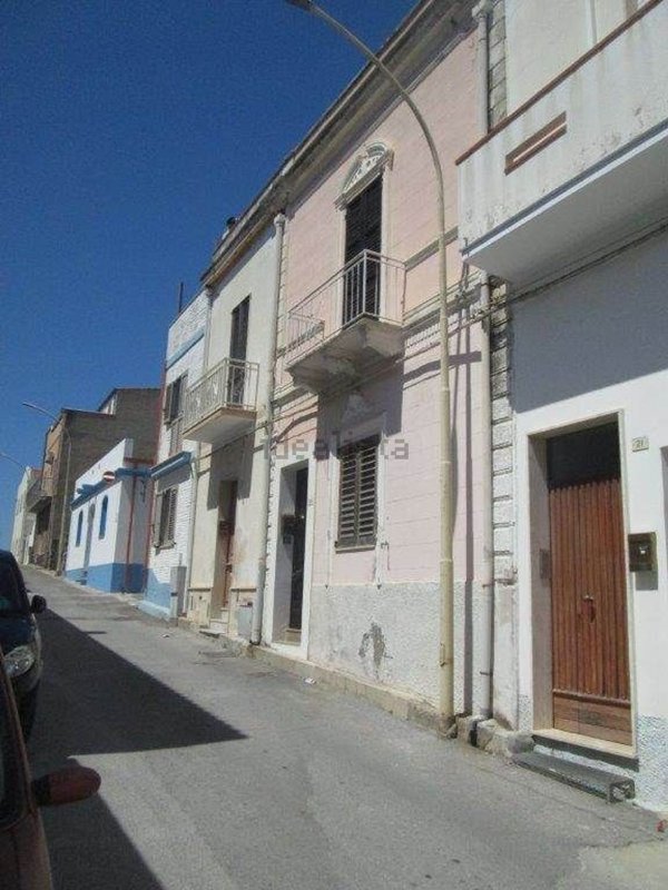 casa indipendente in vendita a Calasetta