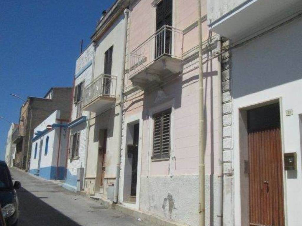 casa indipendente in vendita a Calasetta