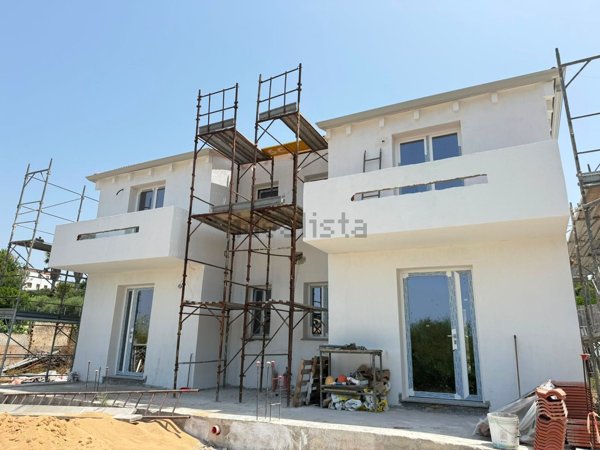 casa indipendente in vendita a Calasetta