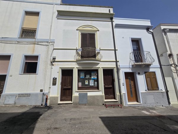 casa indipendente in vendita a Calasetta