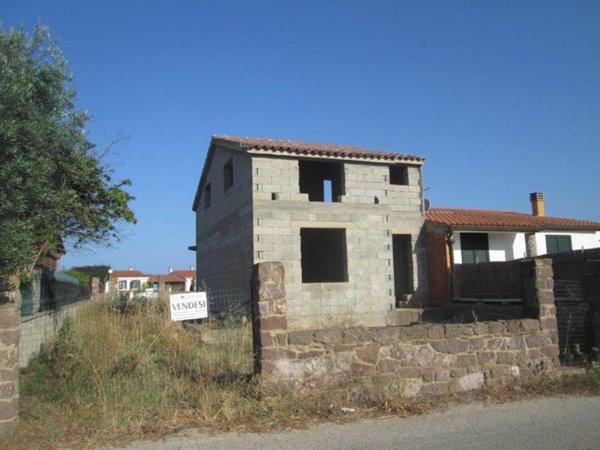 casa indipendente in vendita a Calasetta