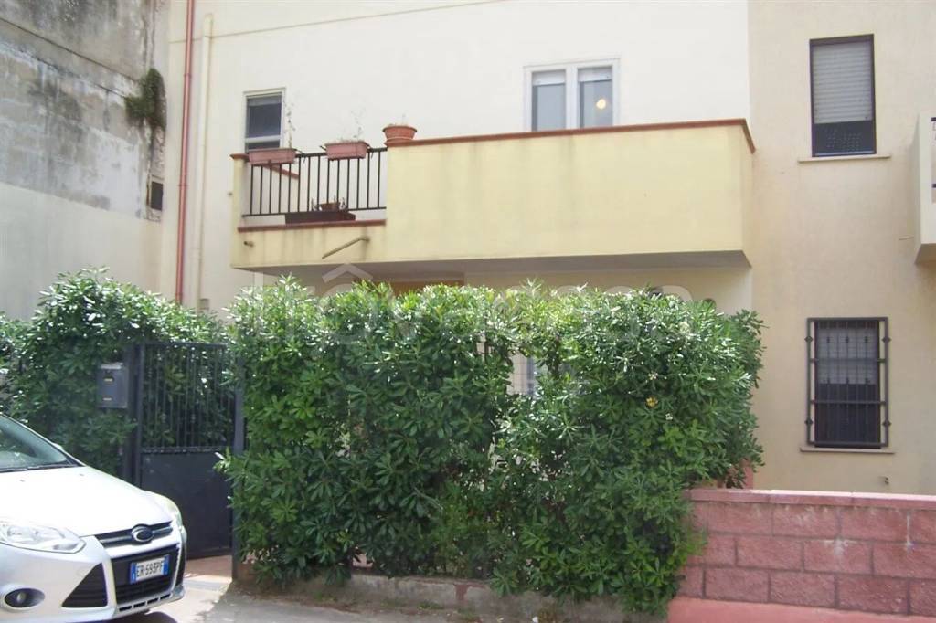 casa indipendente in vendita a Carbonia