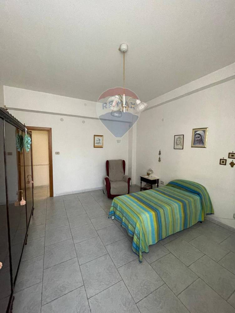 appartamento in vendita a Carbonia in zona Cortoghiana