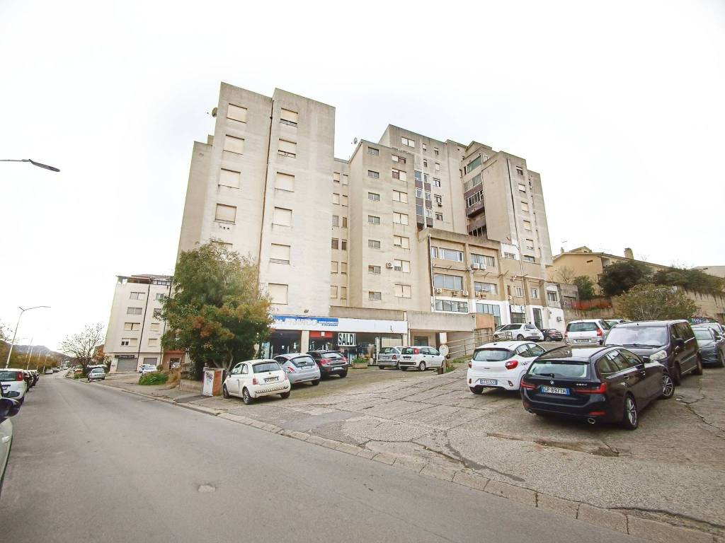 appartamento in vendita a Carbonia