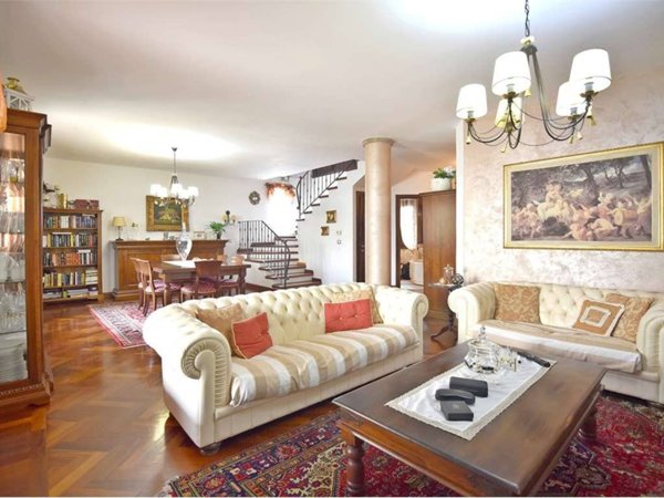 casa indipendente in vendita a Carbonia