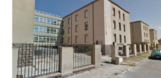 negozio in vendita a Carbonia in zona Cortoghiana