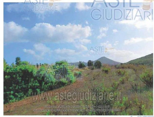 terreno edificabile in vendita a Carbonia