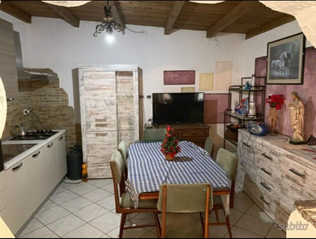 casa indipendente in vendita a Carbonia in zona Cortoghiana