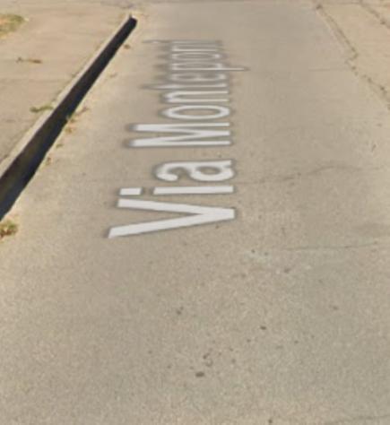 negozio in vendita a Carbonia in zona Bacu Abis