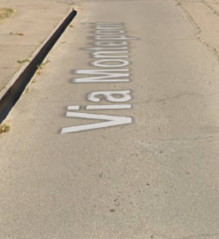 negozio in vendita a Carbonia in zona Bacu Abis