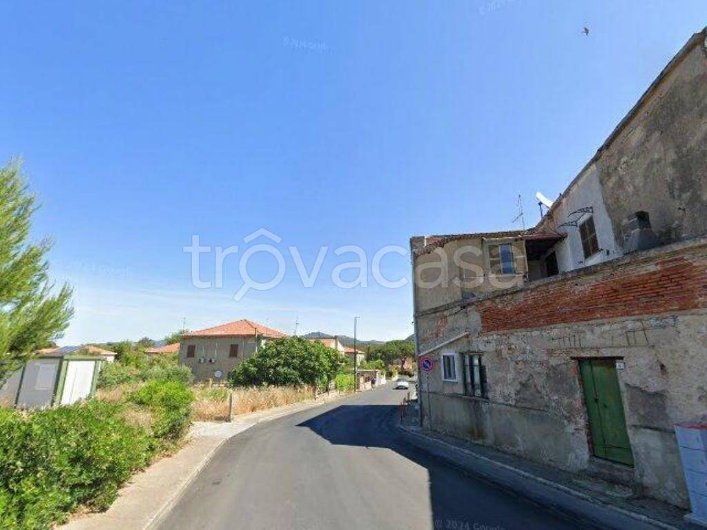 appartamento in vendita a Carbonia in zona Bacu Abis