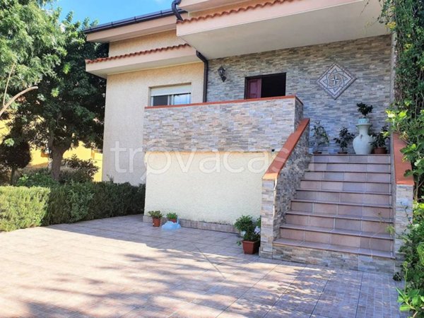 casa indipendente in vendita a Carbonia