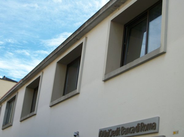 locale commerciale in vendita a Carbonia