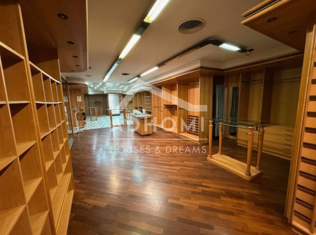 negozio in vendita a Carbonia