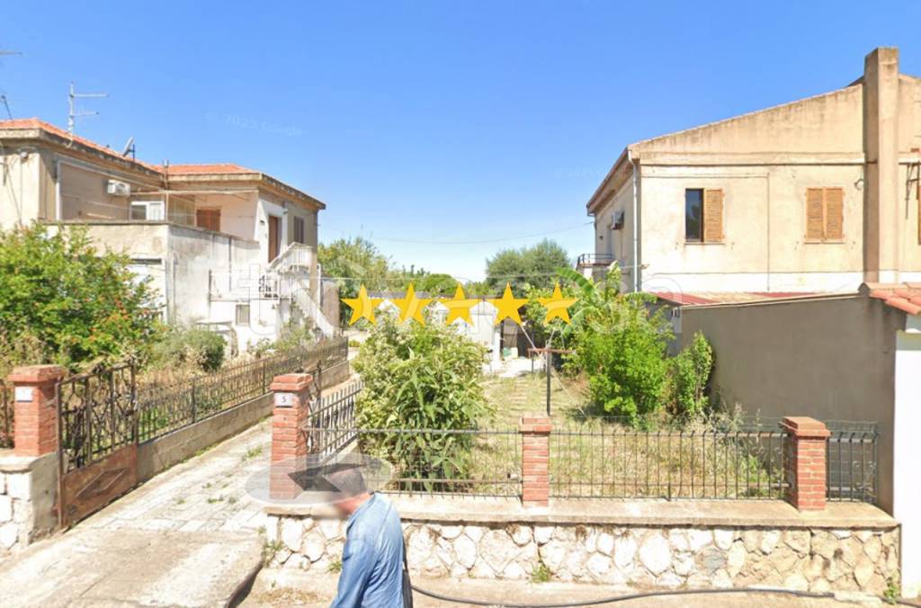 appartamento in vendita a Carbonia in zona Bacu Abis