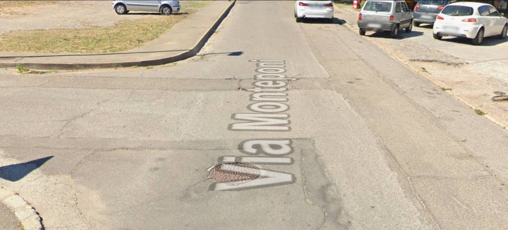 negozio in vendita a Carbonia in zona Bacu Abis