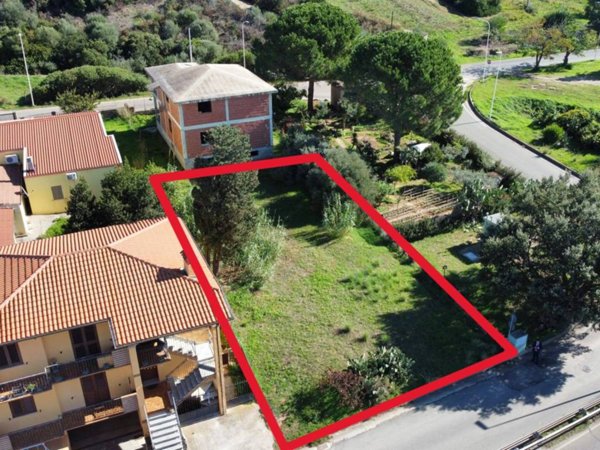 casa indipendente in vendita a Carbonia in zona Barbusi