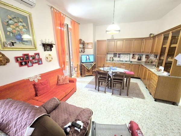 appartamento in vendita a Carbonia in zona Cortoghiana