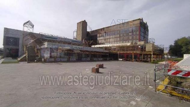 negozio in vendita a Carbonia