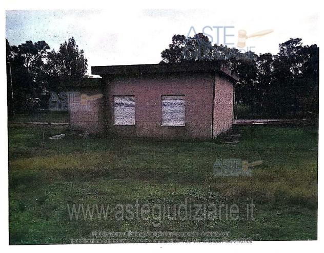 appartamento in vendita a Carbonia in zona Cortoghiana