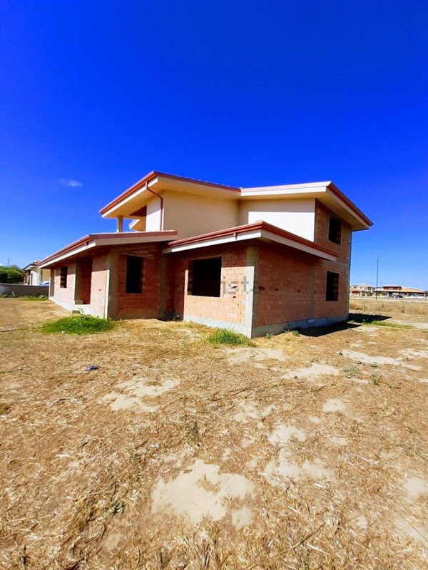 casa indipendente in vendita a Carbonia