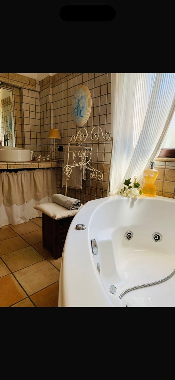 casa indipendente in vendita a Carbonia