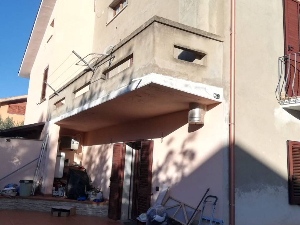 casa indipendente in vendita a Carbonia in zona Serbariu
