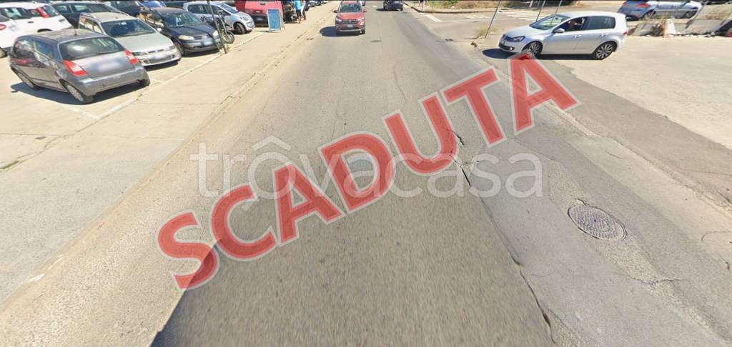 locale commerciale in vendita a Carbonia in zona Serbariu