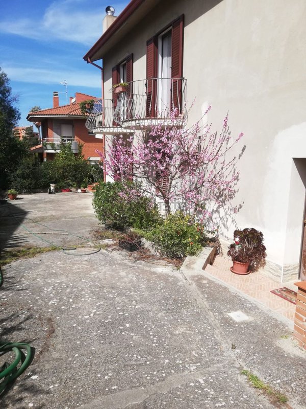 casa indipendente in vendita a Carbonia