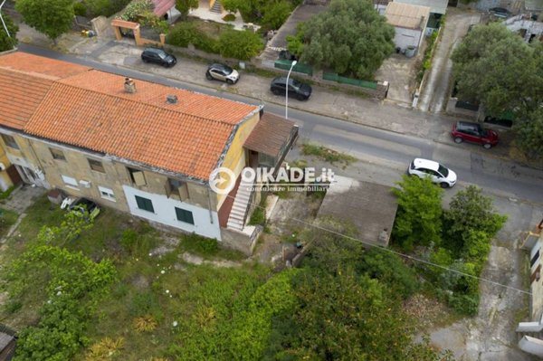casa indipendente in vendita a Carbonia