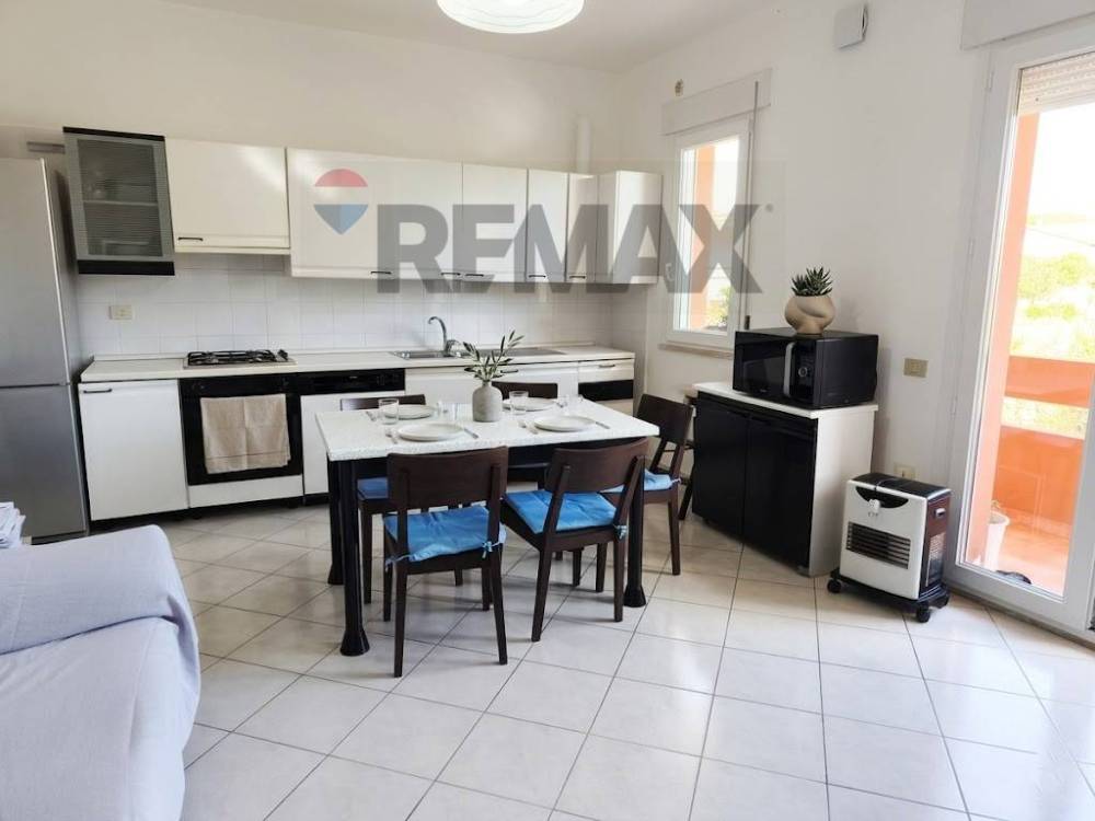 appartamento in vendita a Carbonia in zona Cortoghiana