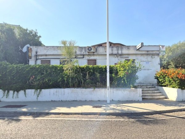casa indipendente in vendita a Carbonia