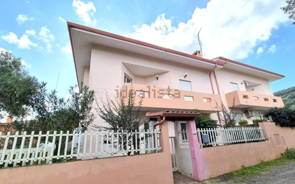 casa indipendente in vendita a Carbonia in zona Flumentepido