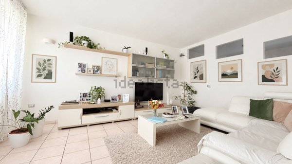 casa indipendente in vendita a Carbonia in zona Serbariu