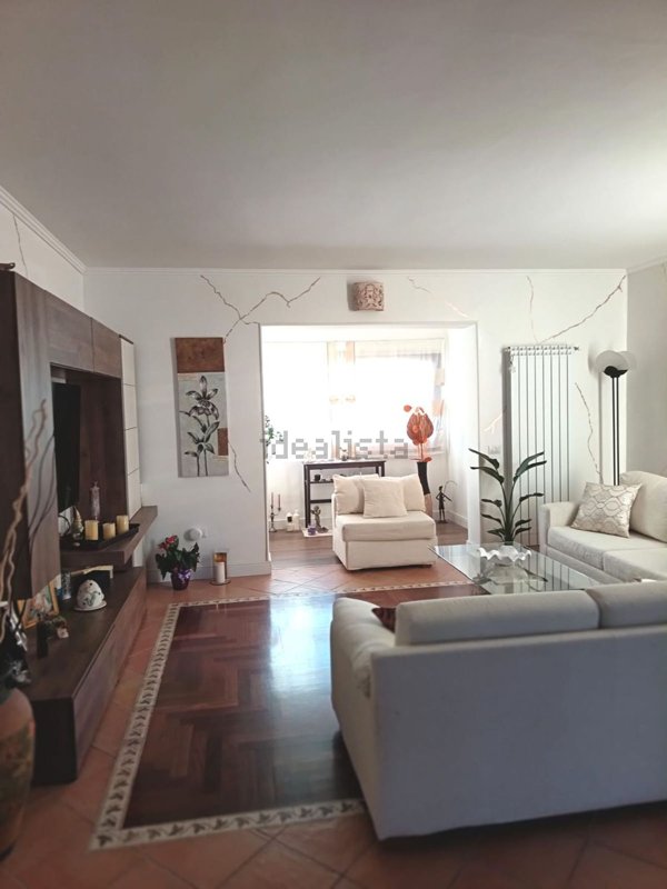 casa indipendente in vendita a Carbonia in zona Serbariu