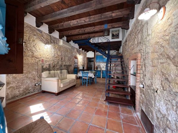 casa indipendente in vendita a Carloforte