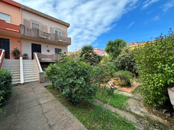 casa indipendente in vendita a Carloforte