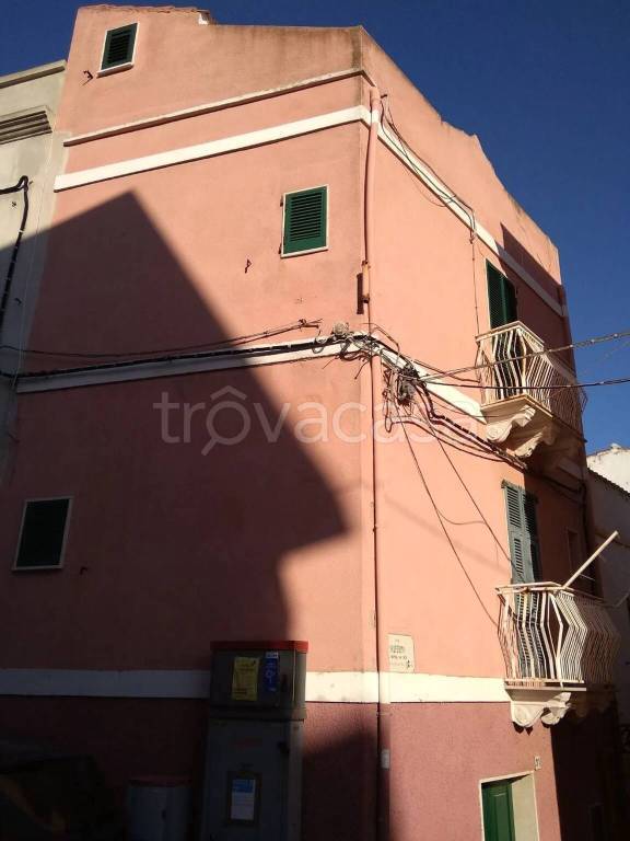 casa indipendente in vendita a Carloforte