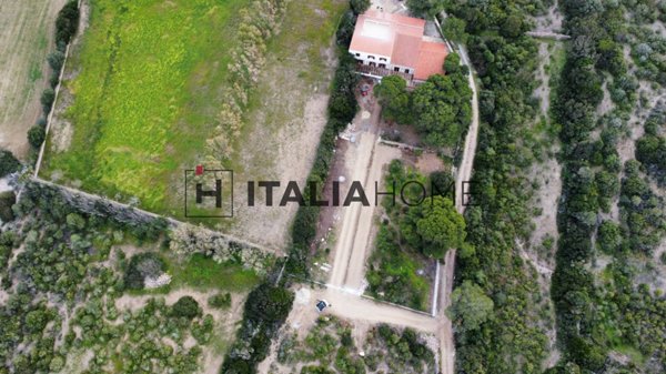casa indipendente in vendita a Carloforte
