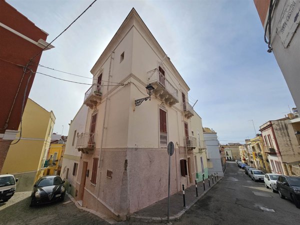 casa indipendente in vendita a Carloforte
