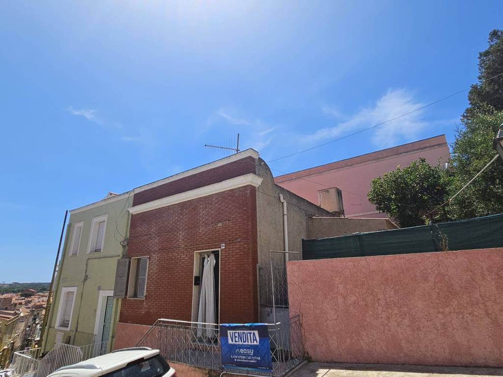 casa indipendente in vendita a Carloforte