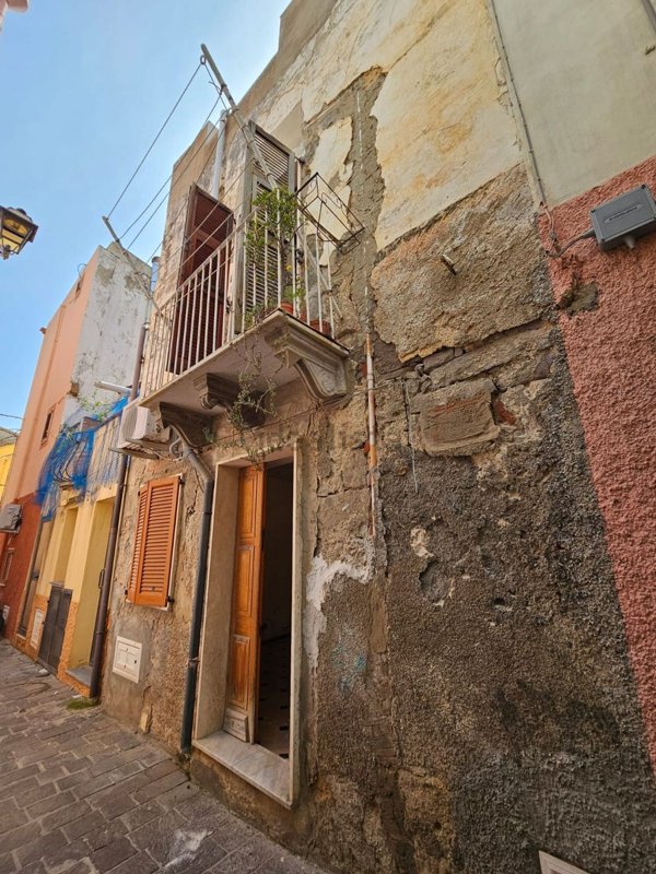 casa indipendente in vendita a Carloforte