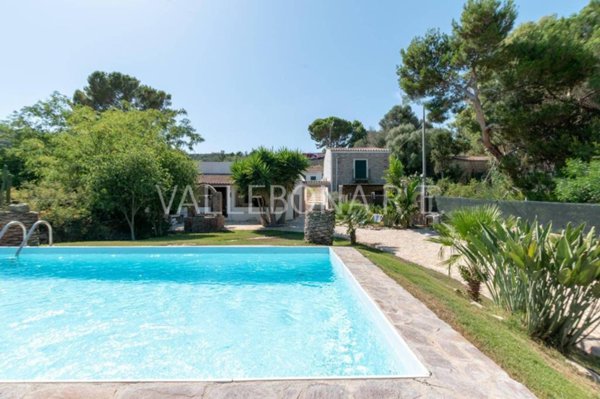 casa indipendente in vendita a Carloforte
