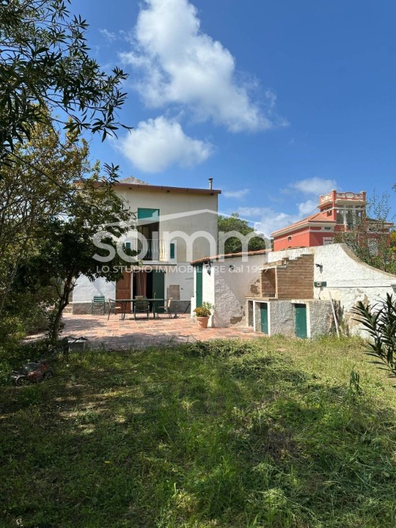 casa indipendente in vendita a Carloforte