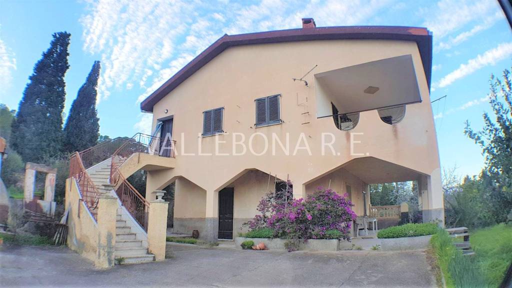 casa indipendente in vendita a Carloforte
